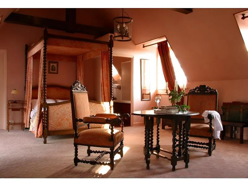 Hotel Chateau De Brelidy