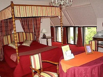 Chateau De Brelidy Hotel
