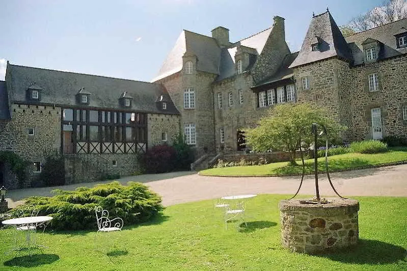 Chateau De Brelidy Hotel