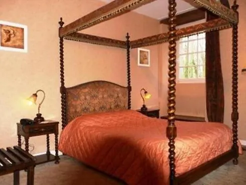 *** Hotel Chateau De Brélidy Francie